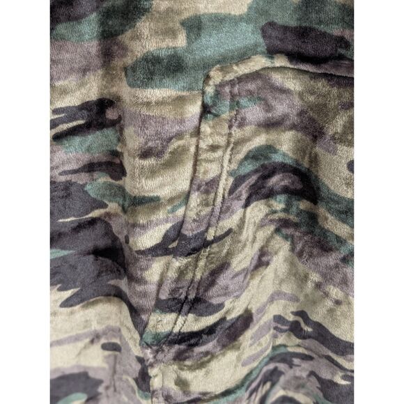 The Comfy Hoodie Blanket Camouflage / Camo Size One Size - Picture 7 of 16